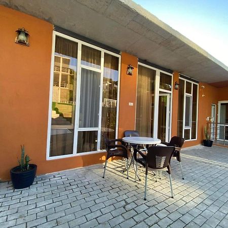גוניו Nira Hotel מראה חיצוני תמונה