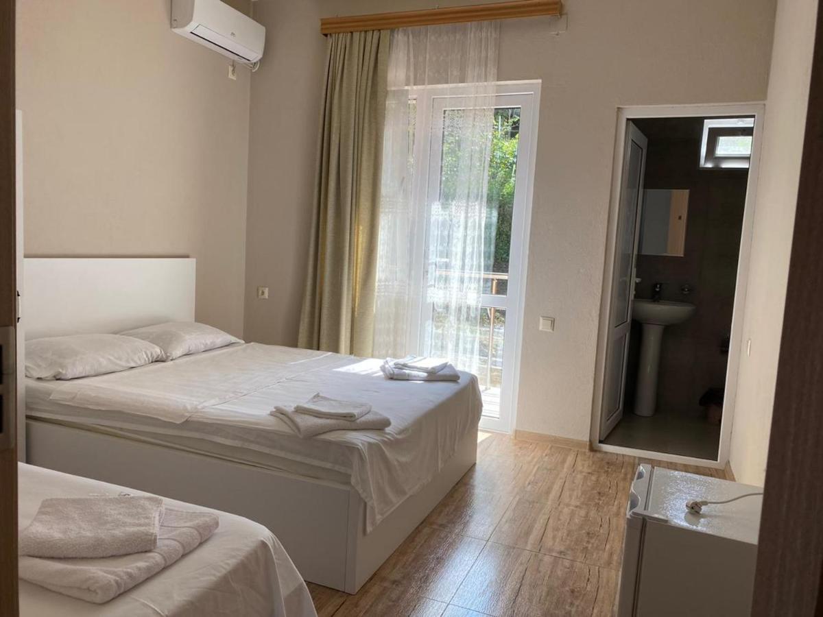 גוניו Nira Hotel מראה חיצוני תמונה