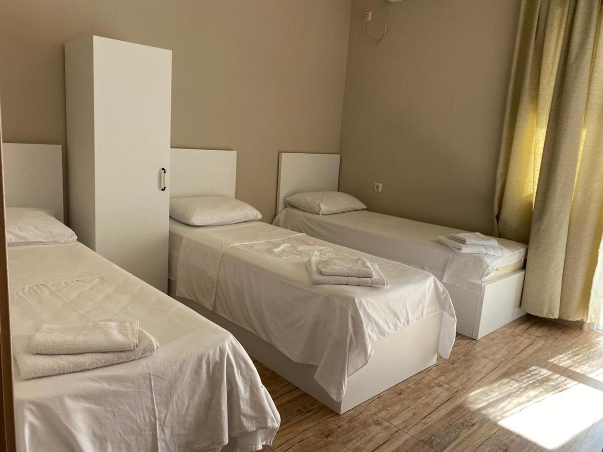 גוניו Nira Hotel מראה חיצוני תמונה